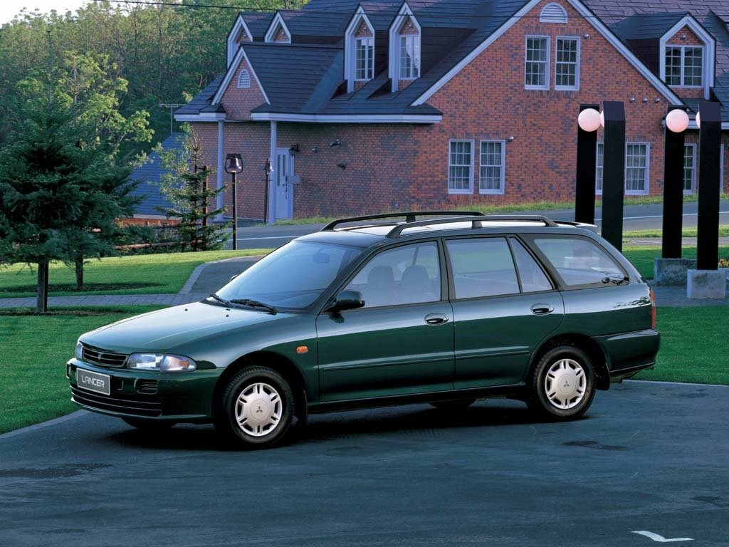 Mitsubishi Lancer VI (1991-2000) - Универсал 5 дв.
