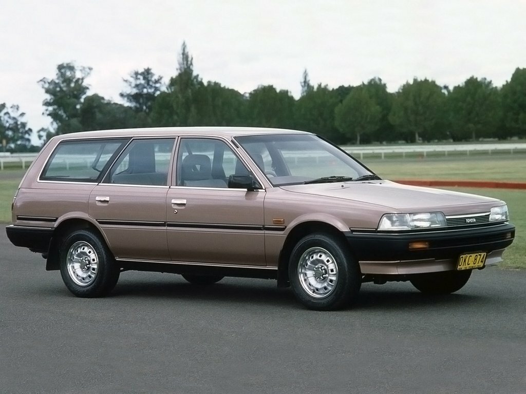 Toyota Camry II (1986-1991) - Универсал 5 дв.