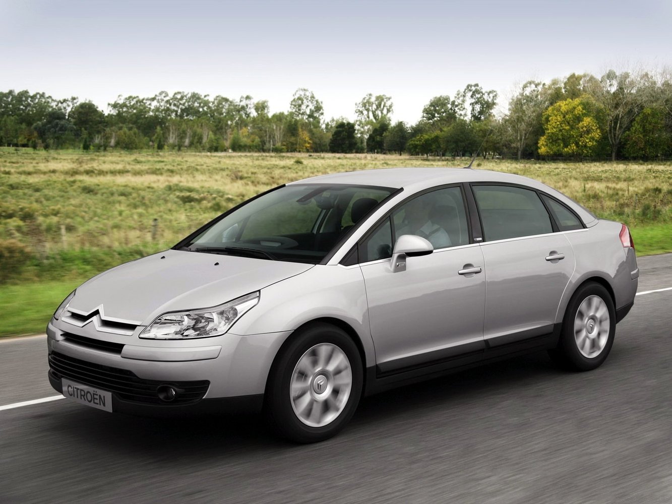 Citroen C4 I (2004-2014) - Седан