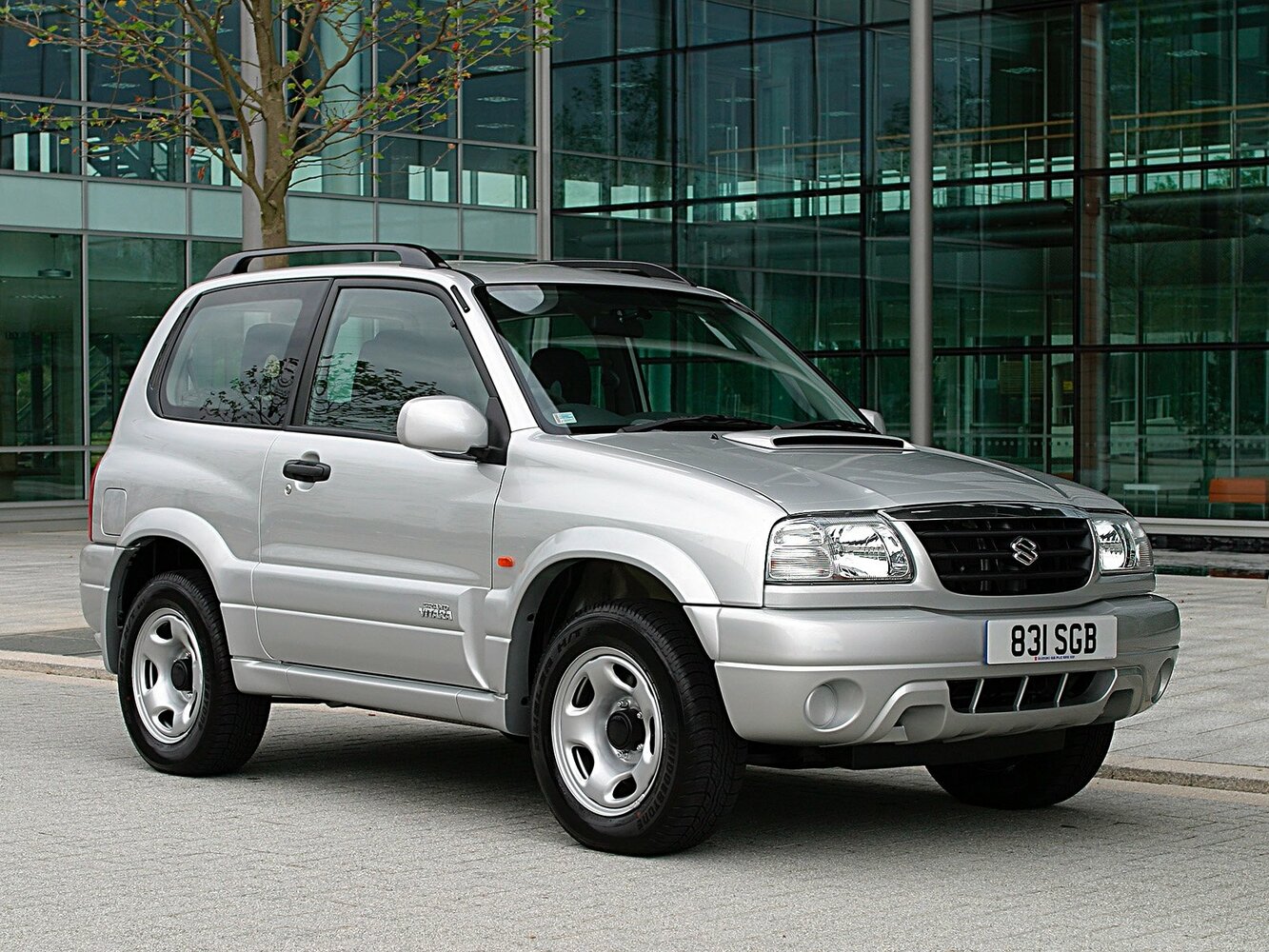 Suzuki Escudo II (1997-2005) - Внедорожник 3 дв.