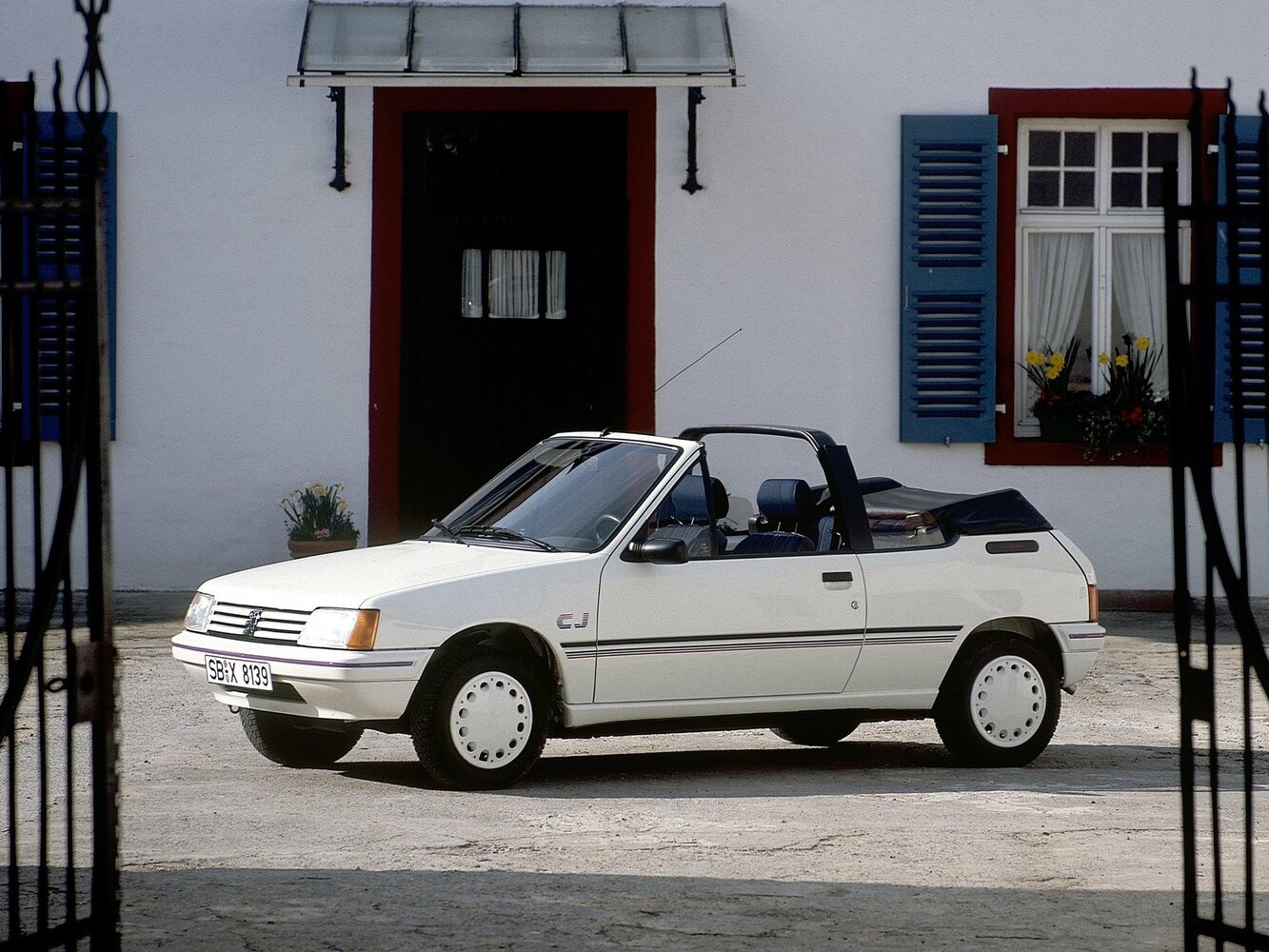 Peugeot 205 I (1983-1998) - Кабриолет