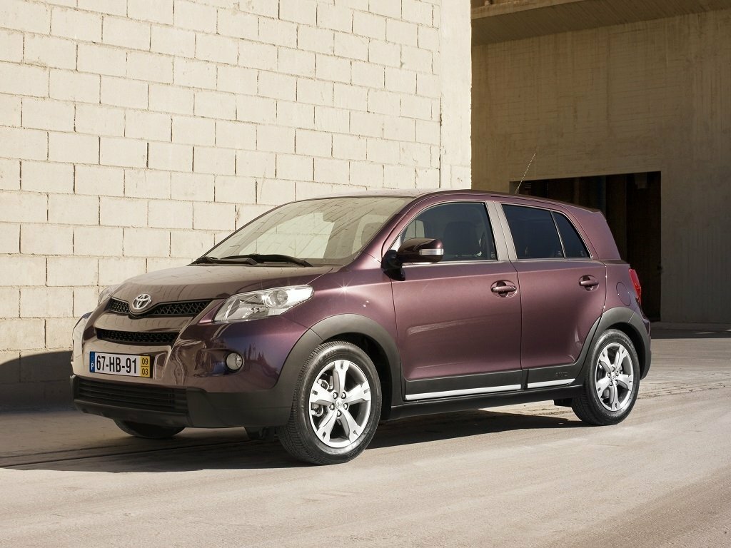 Toyota Urban Cruiser I (2009-2014) - Хэтчбек 5 дв.