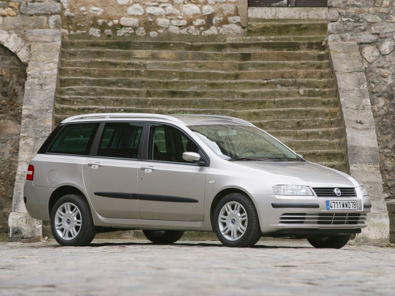 Fiat Stilo I (2001-2007) - Универсал 5 дв.