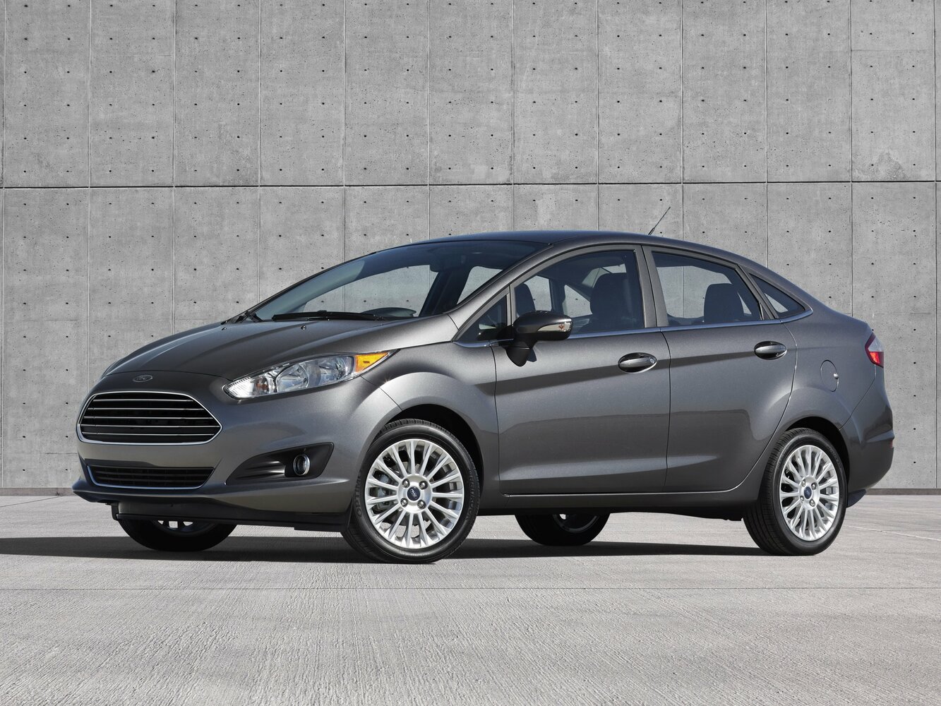 Ford Fiesta Mk6 (2008-2019) - Седан