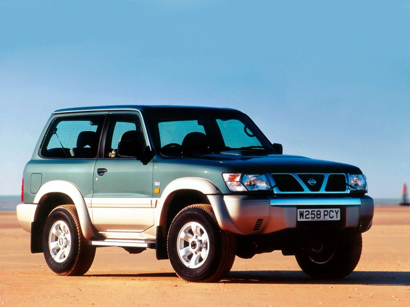 Nissan Safari V (1997-2013) - Внедорожник 3 дв.