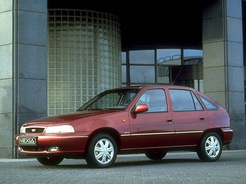 Daewoo Nexia I (1994-2016) - Хэтчбек 5 дв.