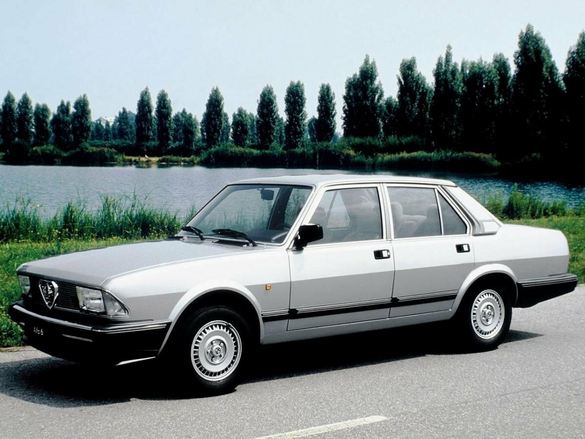 Alfa Romeo 6 I (1979-1988) - Седан