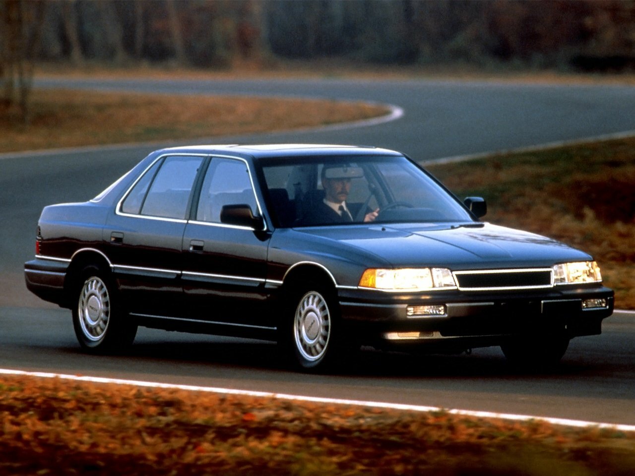Acura Legend I (1986-1990) - Седан