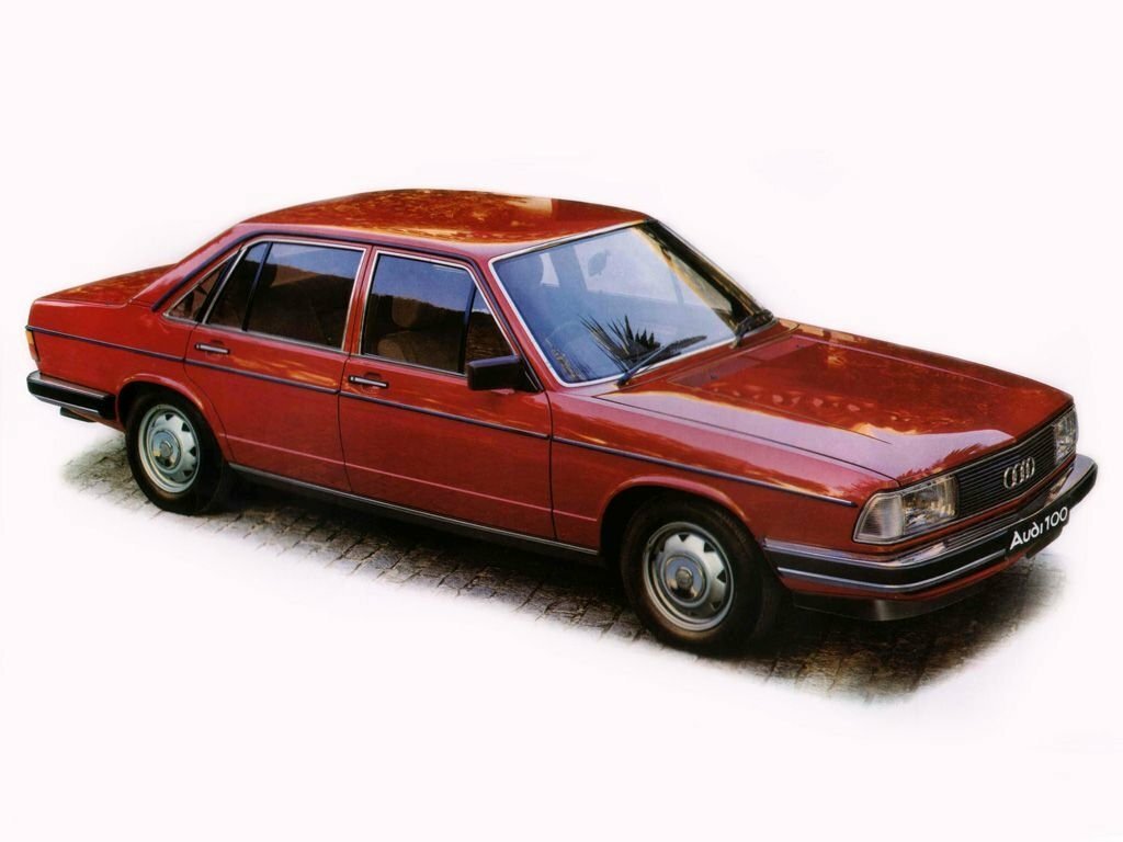 Audi 100 II (1976-1983) - Седан
