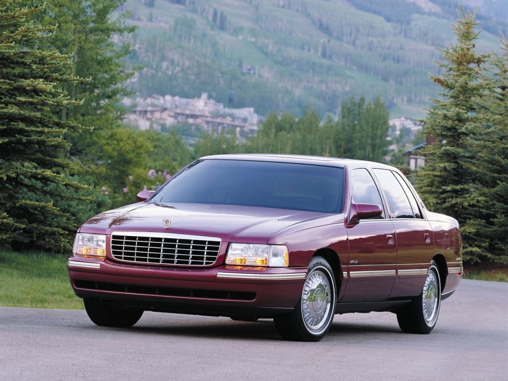 Cadillac DeVille VII (1994-1999) - Седан