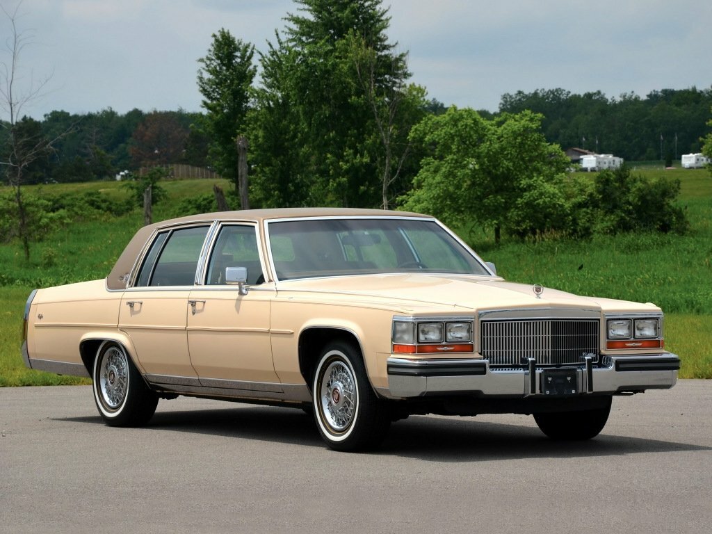 Cadillac Brougham I (1987-1992) - Седан