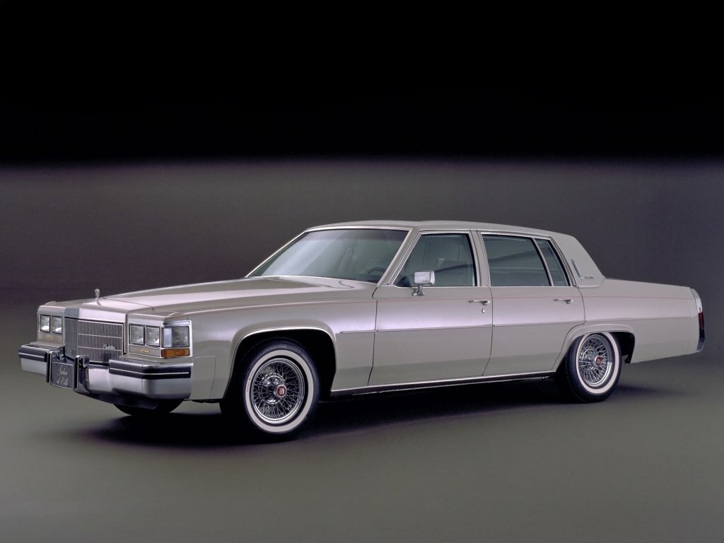 Cadillac DeVille V (1977-1984) - Седан