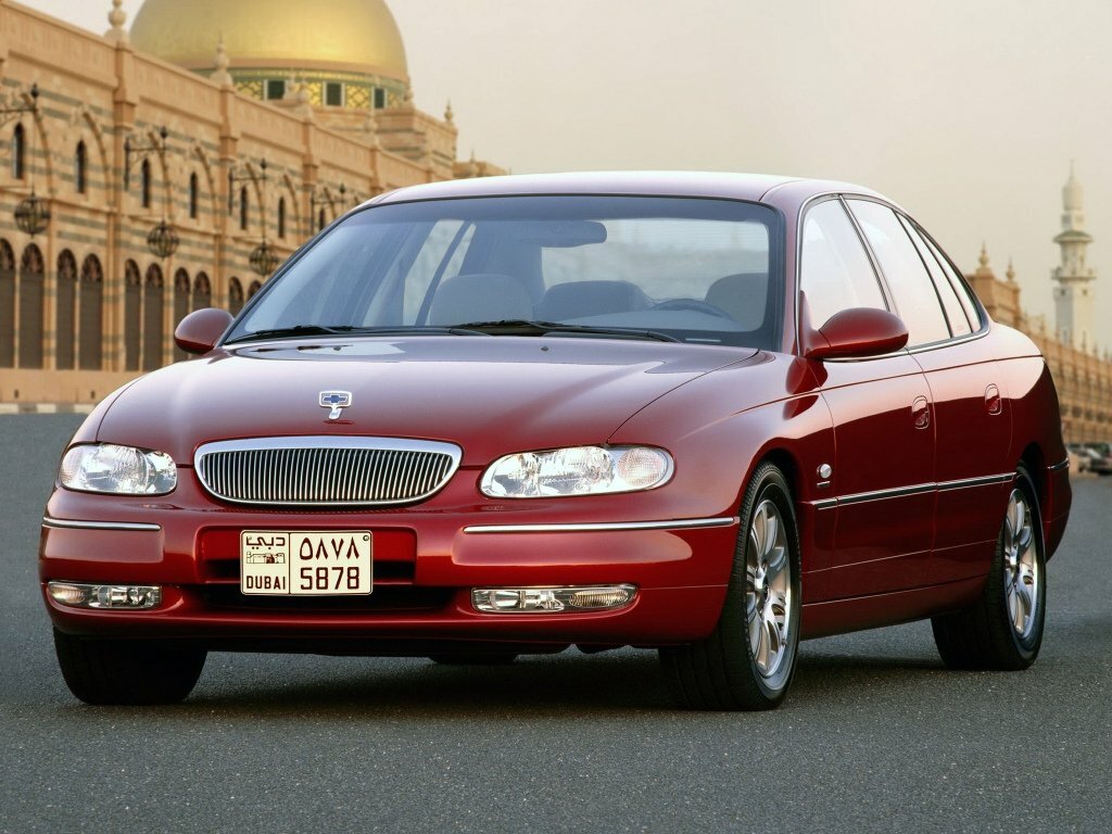 Chevrolet Caprice V (1999-2006) - Седан