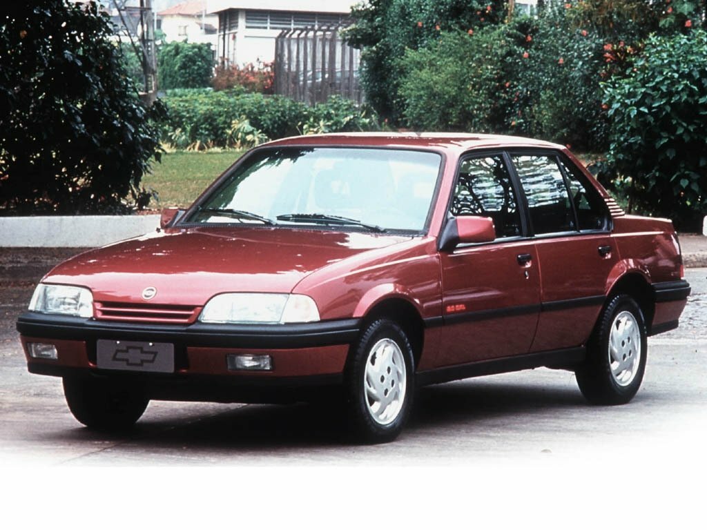 Chevrolet Monza I (1975-1996) - Седан