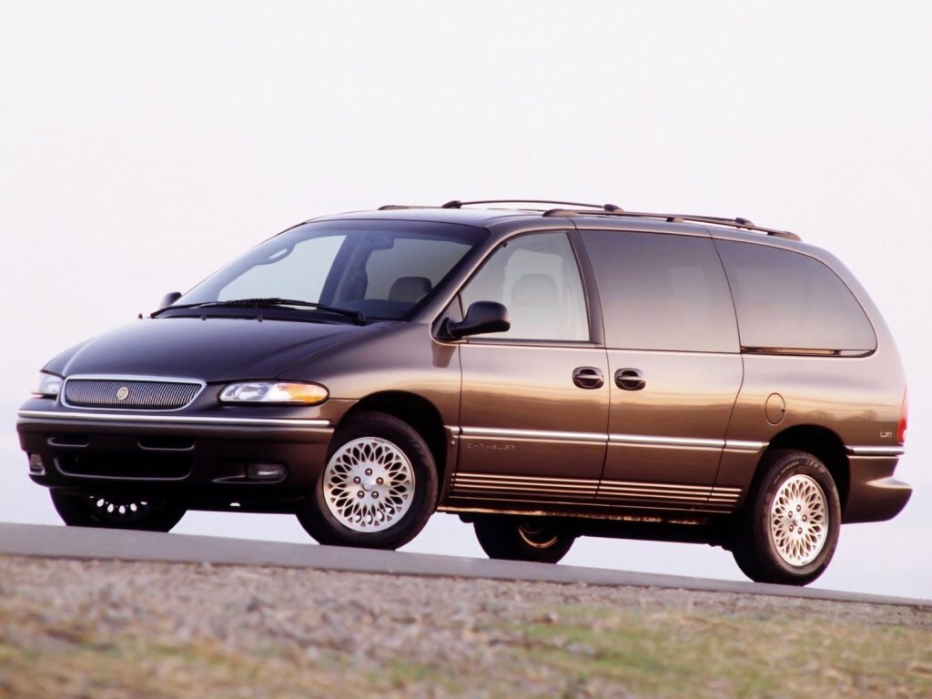 Chrysler Town & Country III (1995-2000) - Минивэн
