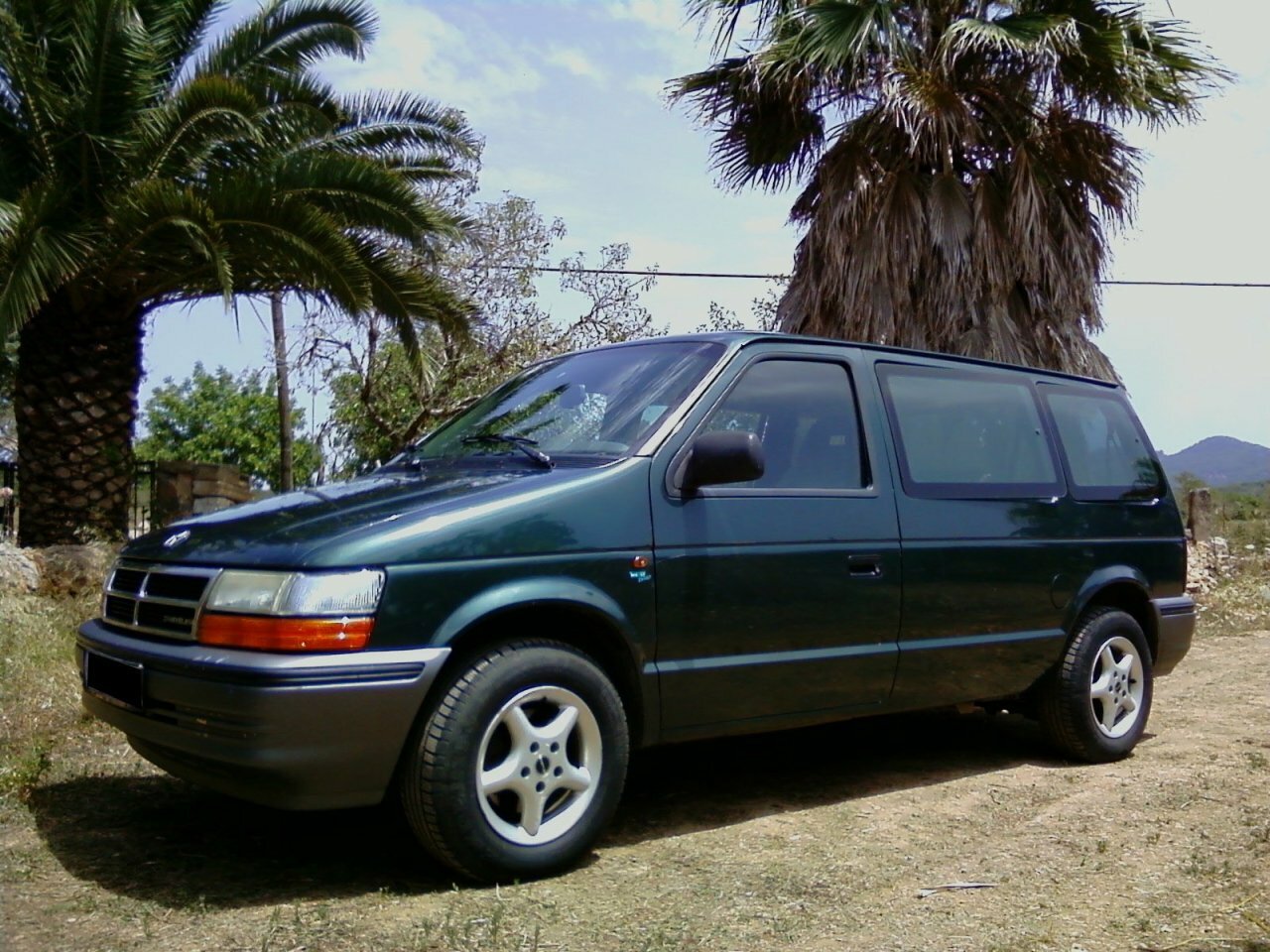 Chrysler Voyager II (1991-1995) - Минивэн