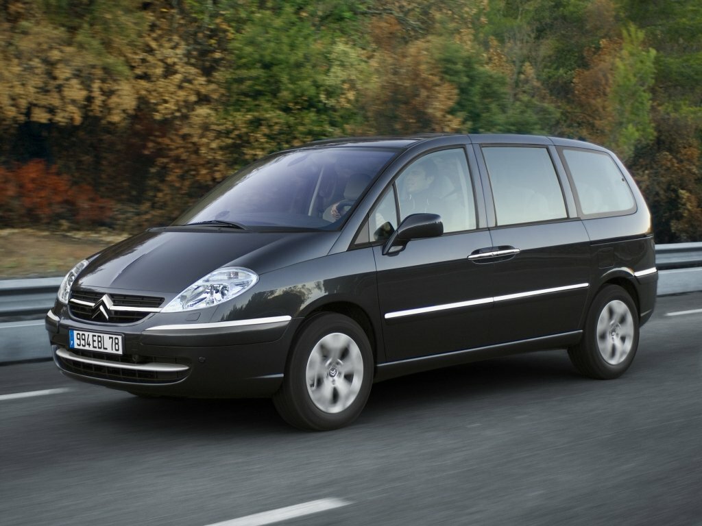 Citroen C8 I (2002-2014) - Минивэн