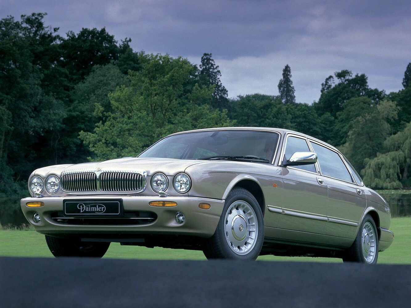 Daimler X308 I (1997-2003) - Седан