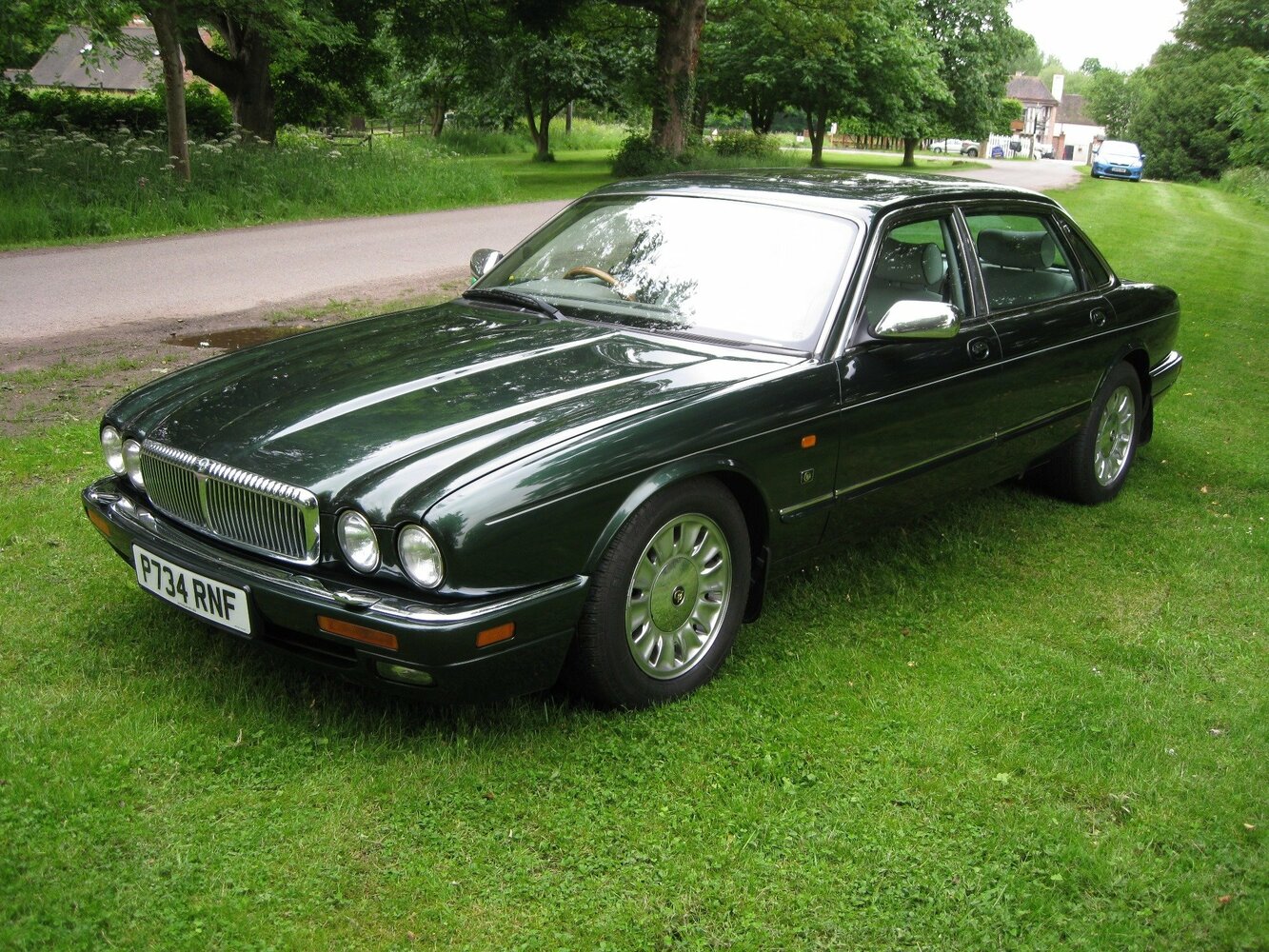 Daimler X300 I (1993-1997) - Седан