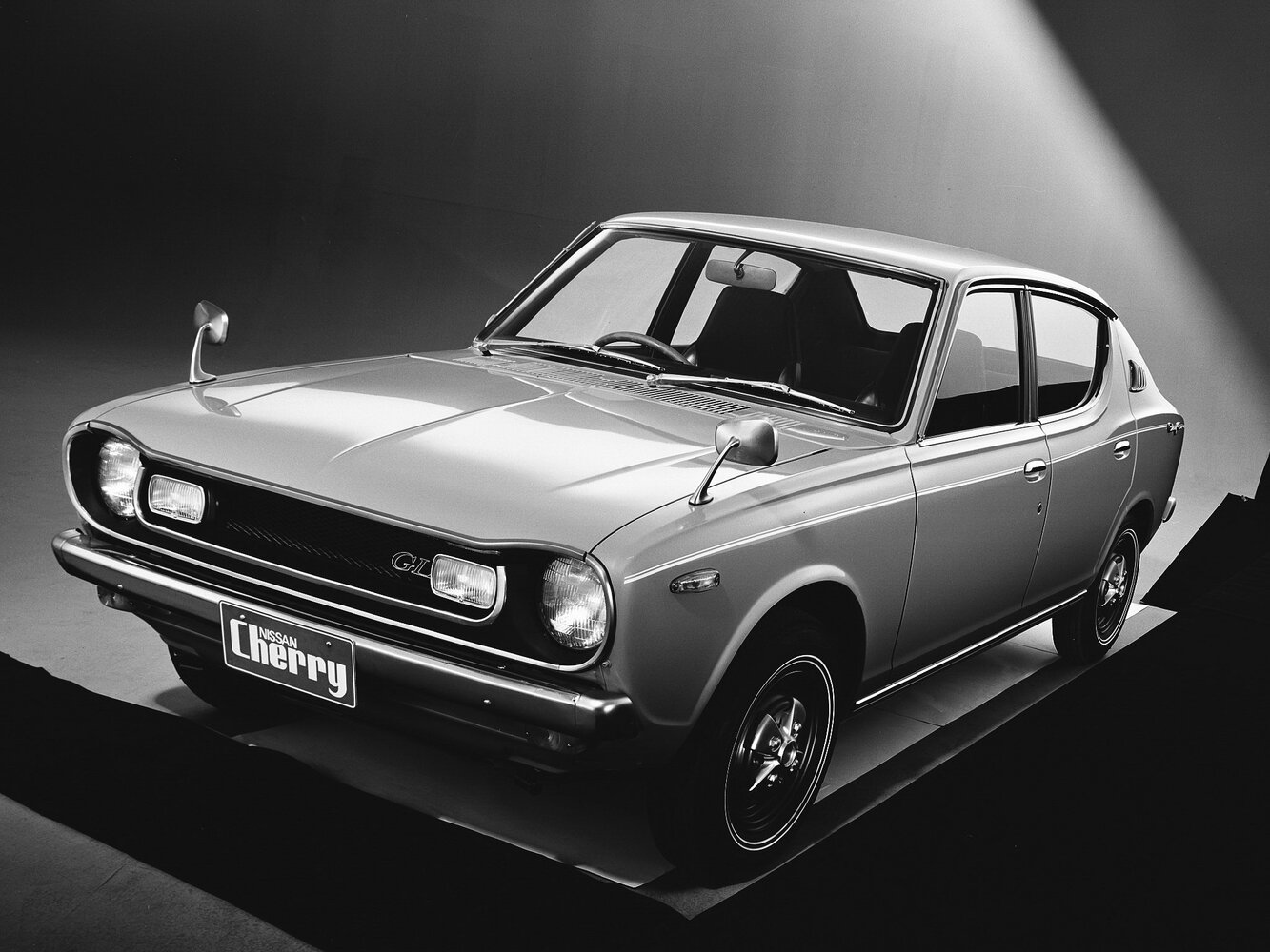 Datsun Cherry II (1974-1978) - Седан