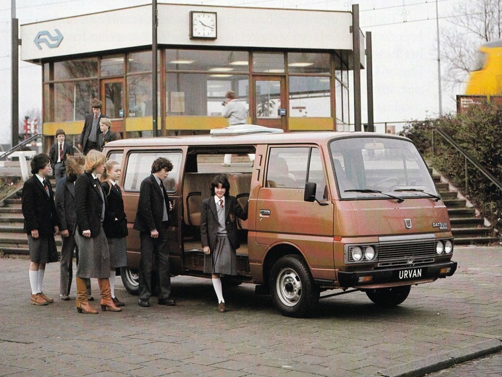 Datsun Urvan E23 (1982-1988) - Минивэн
