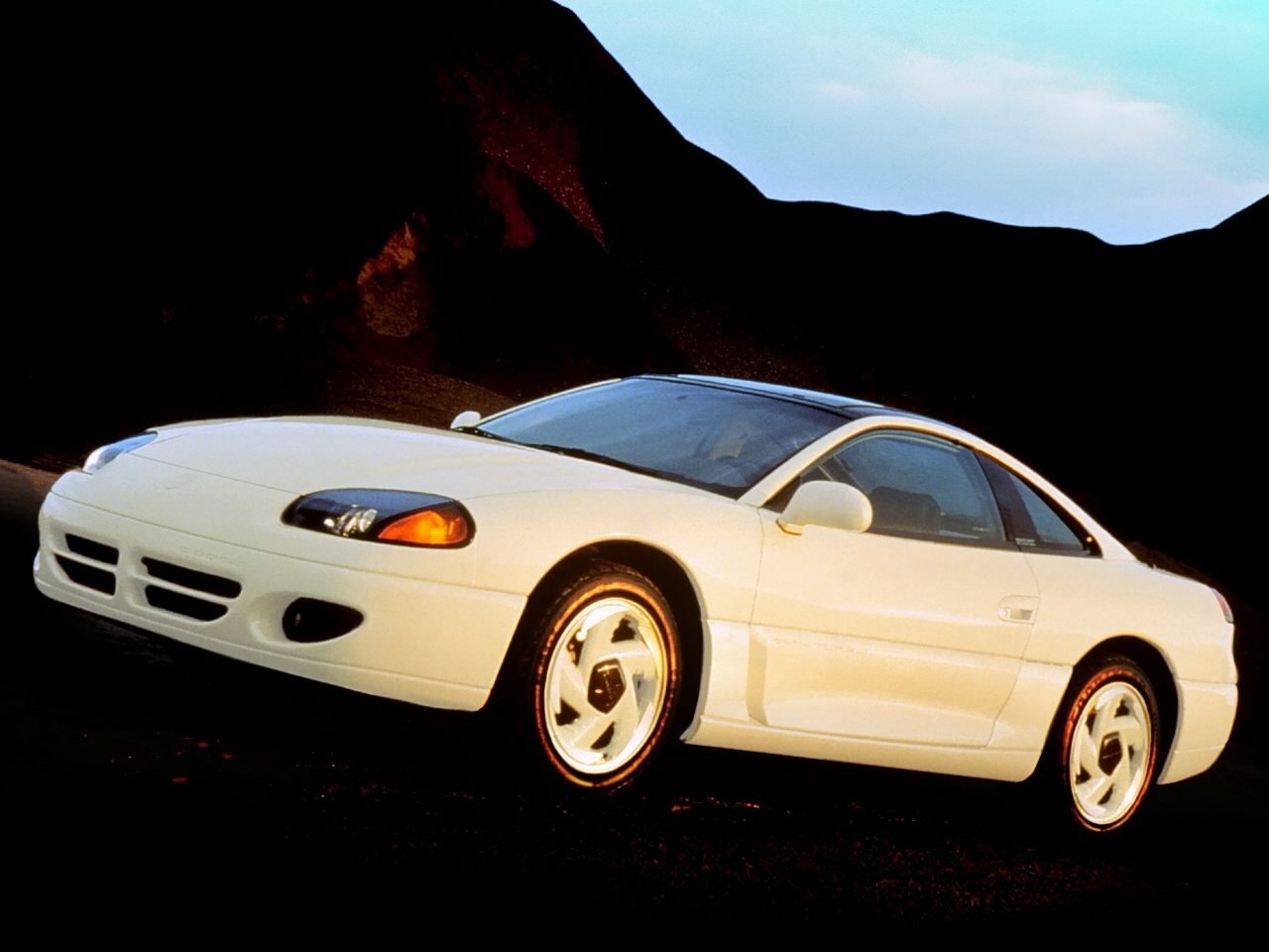 Dodge Stealth I (1990-1996) - Купе