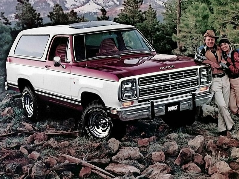 Dodge Ramcharger I (1974-1980) - Внедорожник 3 дв.