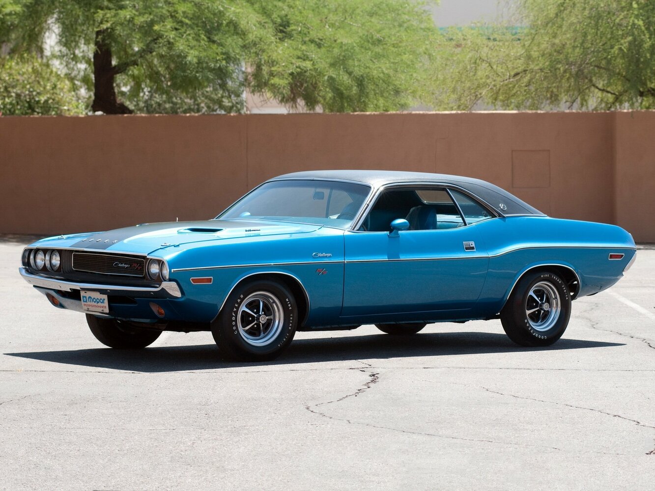 Dodge Challenger I (1969-1974) - Купе