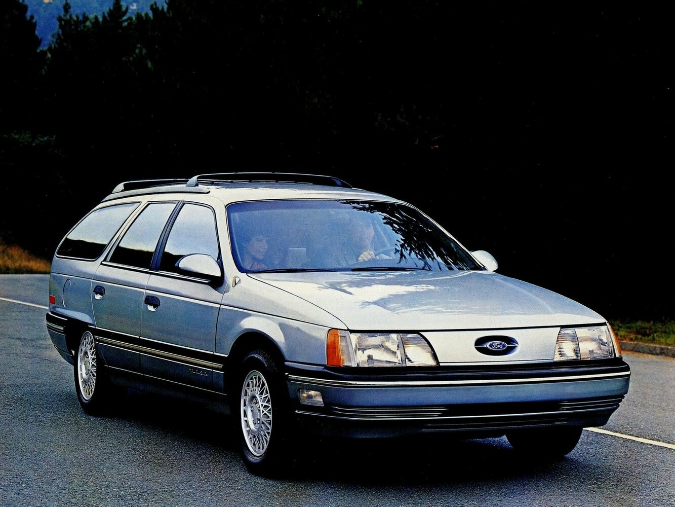 Ford Taurus I (1985-1991) - Универсал 5 дв.