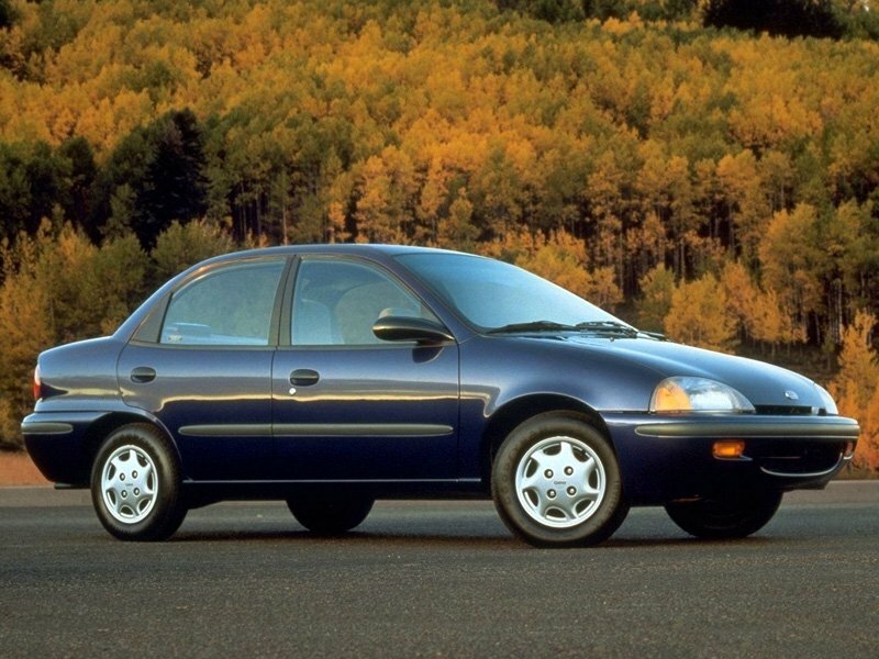 Geo Metro I (1989-1997) - Седан