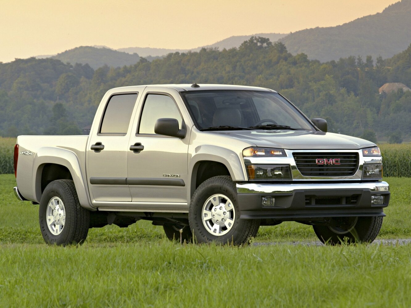 GMC Canyon I (2004-2013) - Пикап Двойная кабина