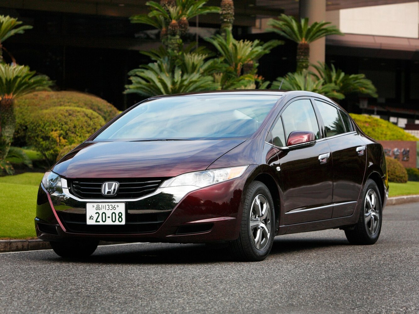 Honda Clarity I (2008-2014) - Седан