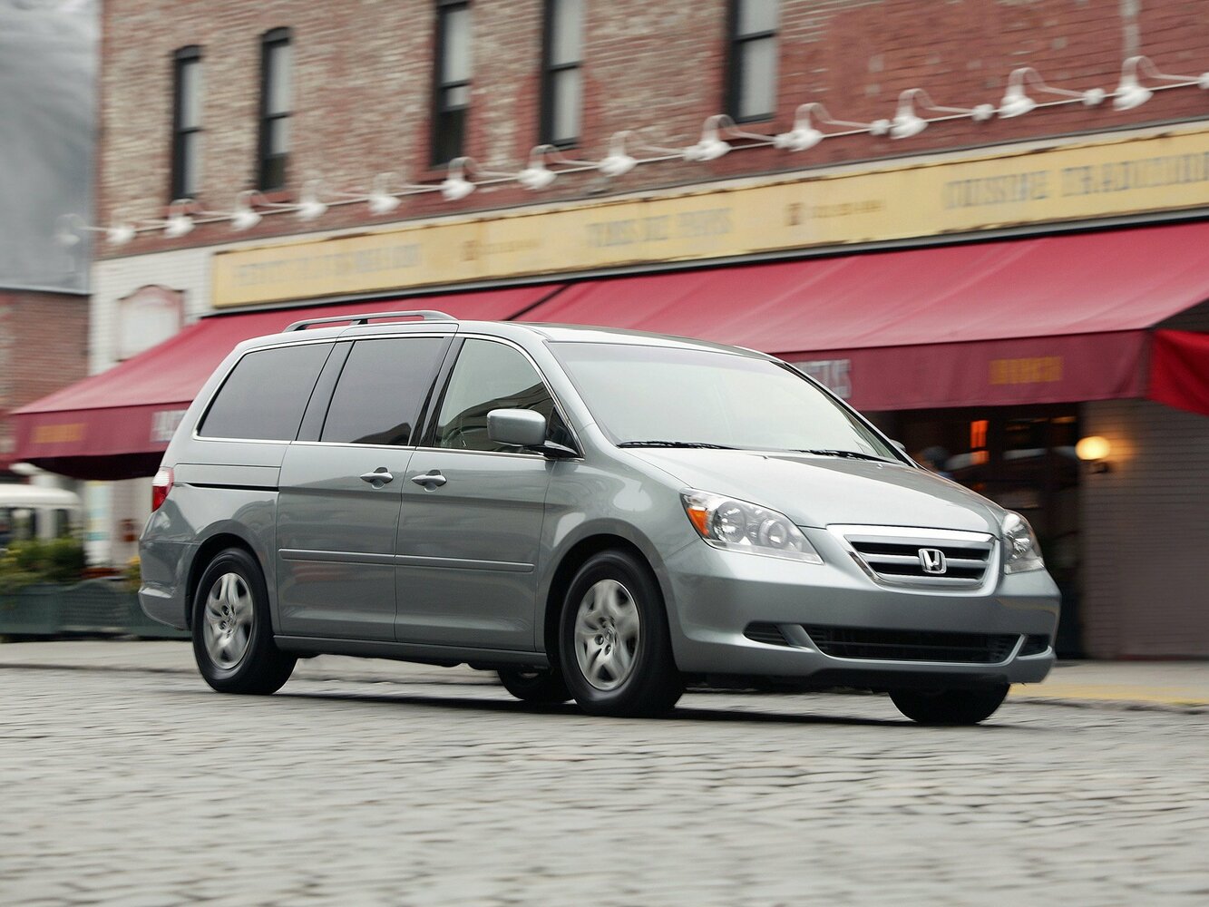 Honda Odyssey (North America) III (2004-2010) - Минивэн
