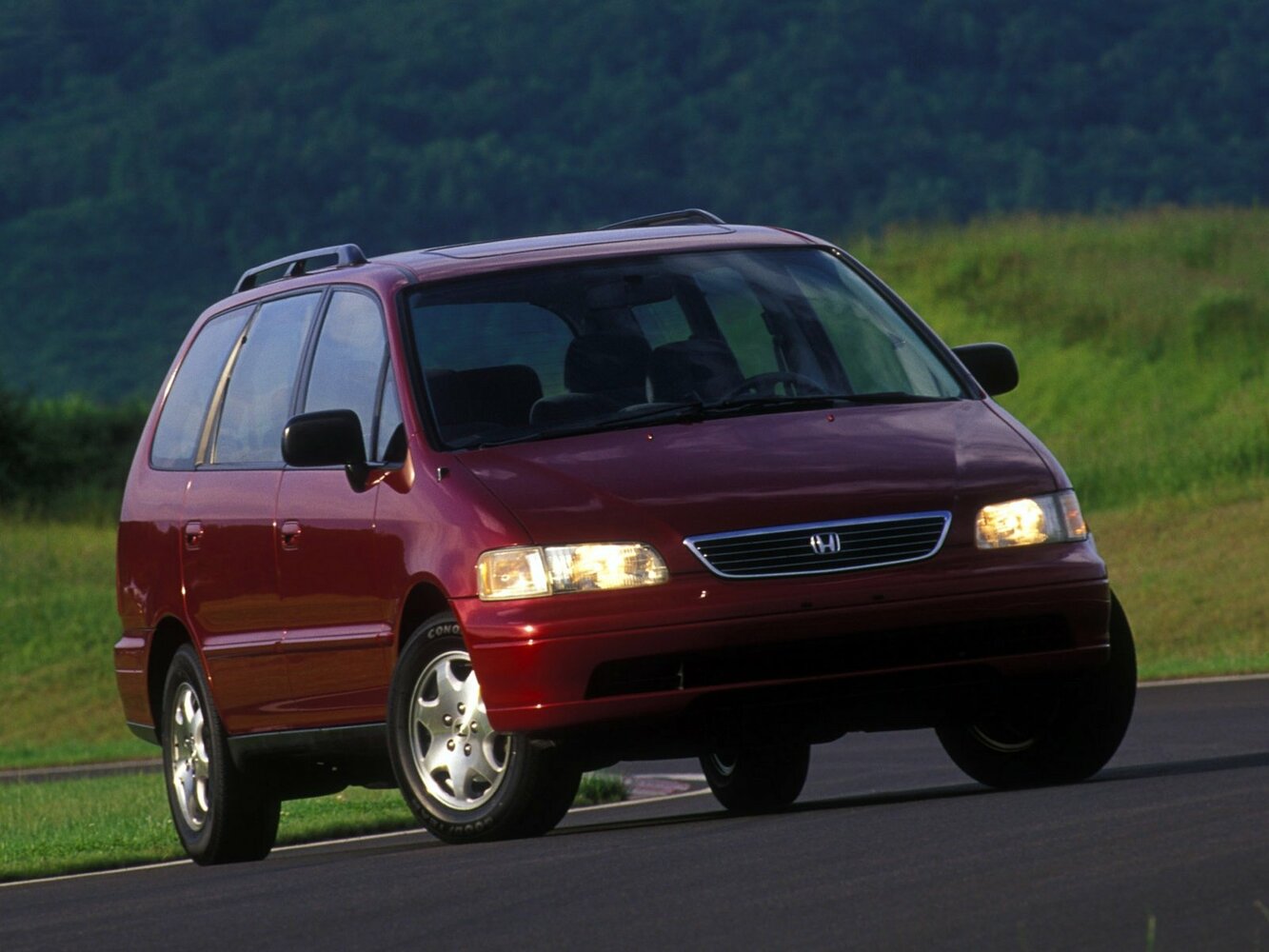 Honda Odyssey (North America) I (1994-1998) - Минивэн