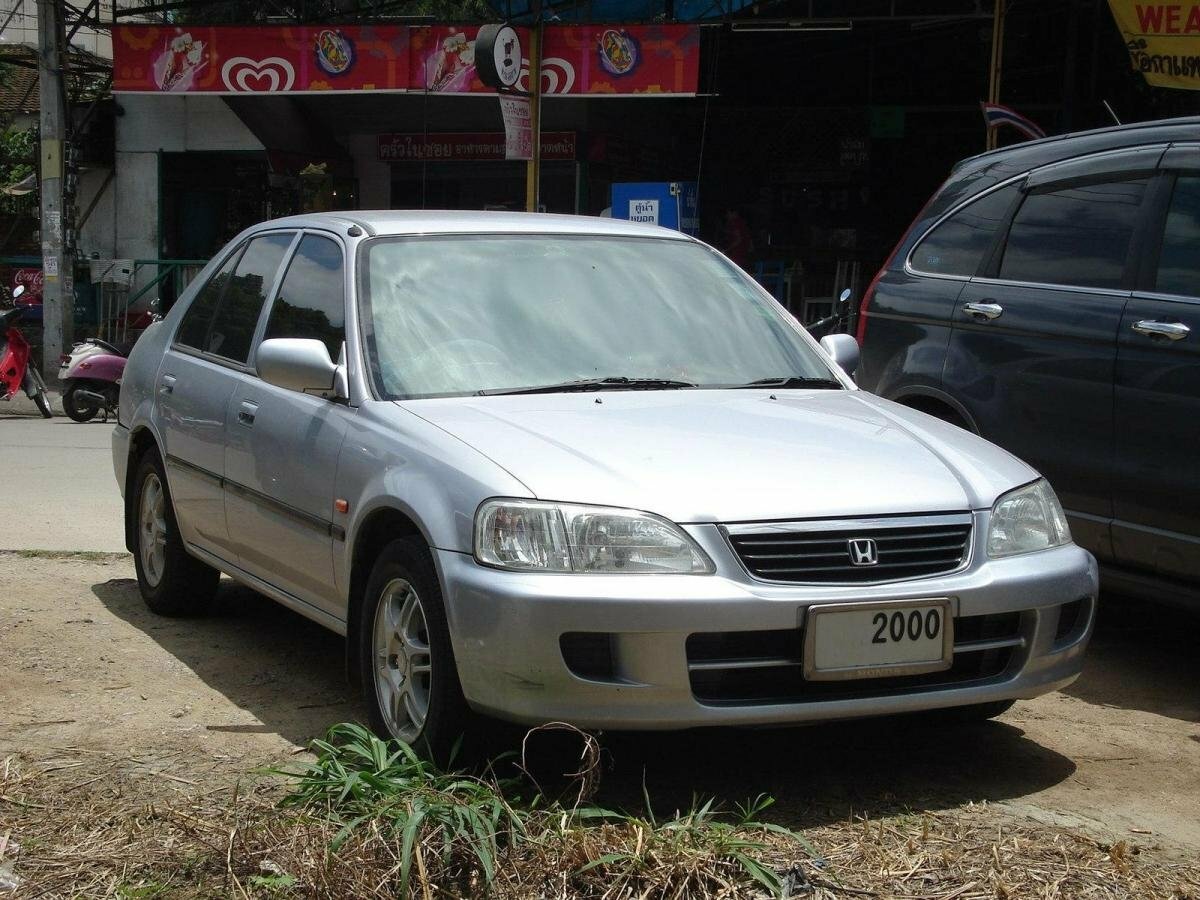 Honda City III (1996-2002) - Седан