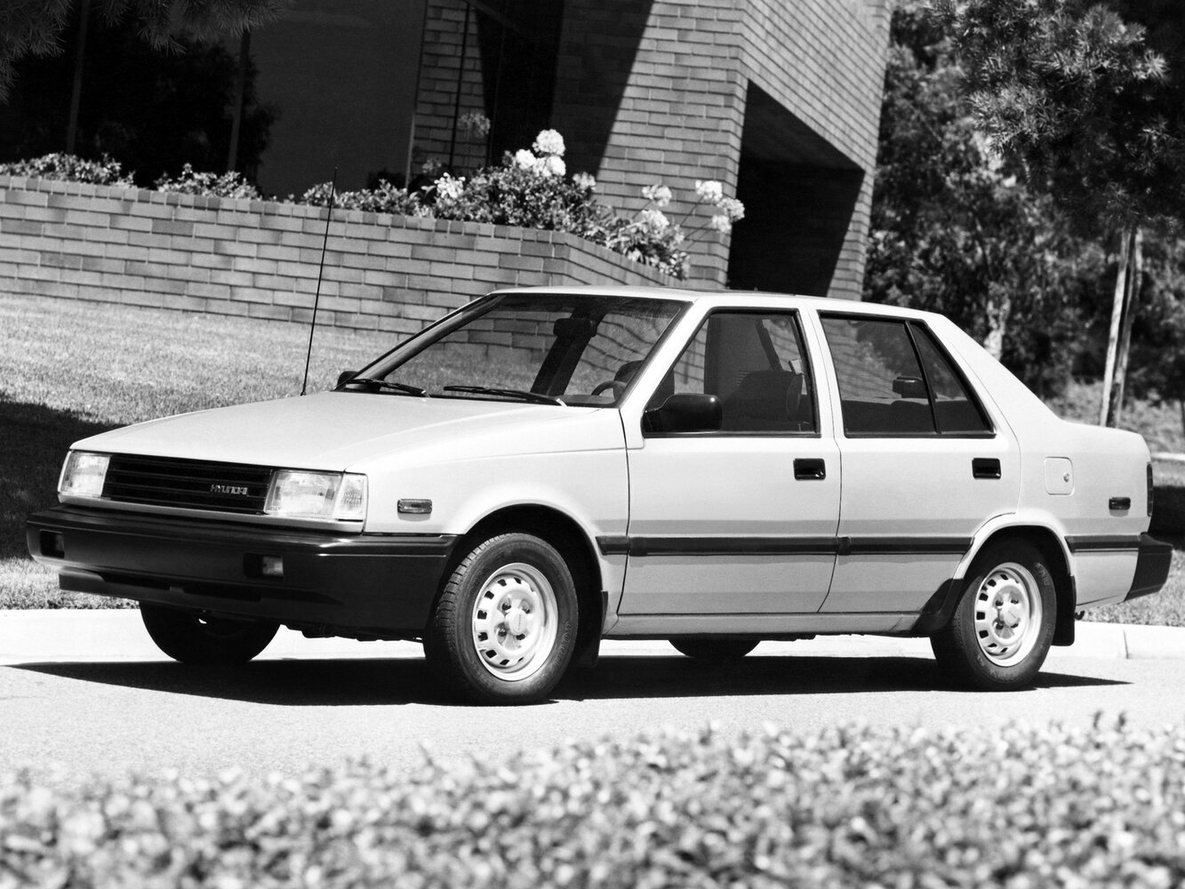 Hyundai Excel I (1985-1989) - Седан