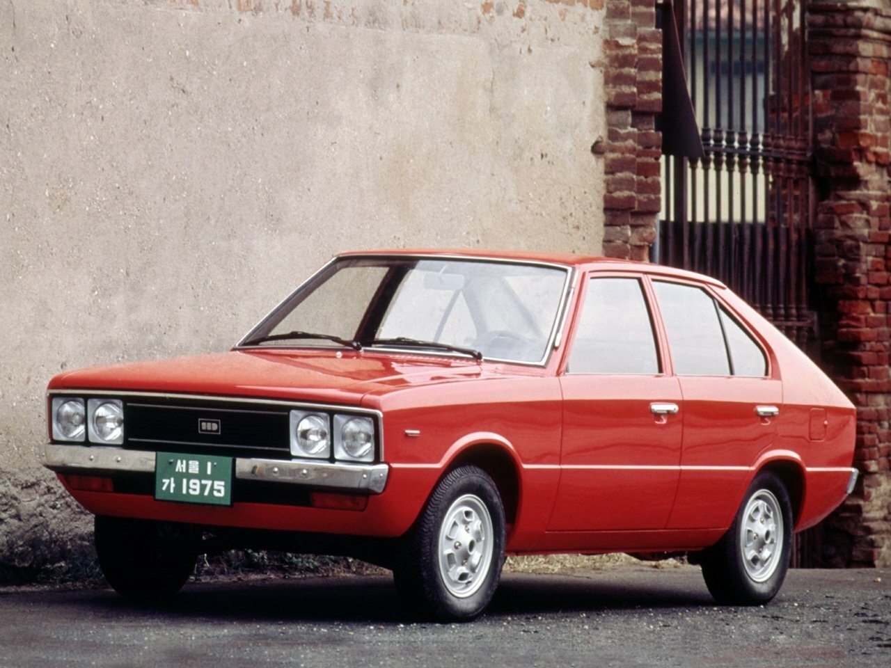 Hyundai Pony I (1975-1982) - Хэтчбек 5 дв.