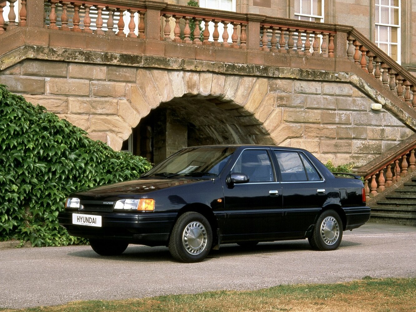 Hyundai Excel II (1989-1998) - Седан