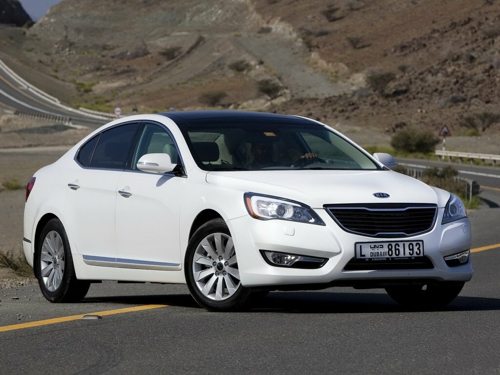 Kia Cadenza I (2009-2016) - Седан