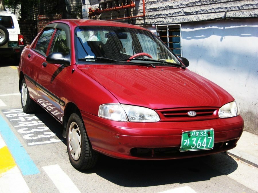 Kia Avella I (1994-2000) - Седан