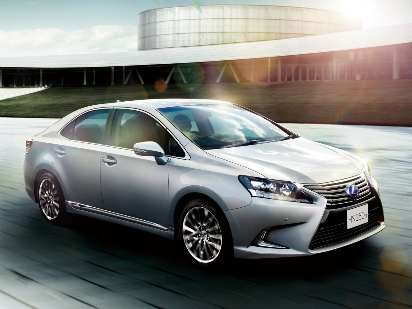 Lexus HS I (2009-2018) - Седан