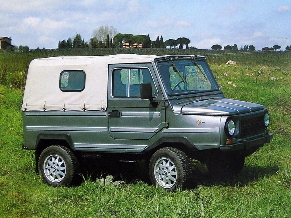 ЛуАЗ 969 I (1966-1992) - Внедорожник открытый