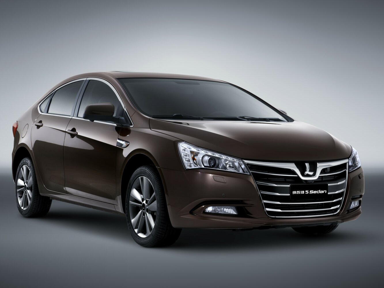 Luxgen Luxgen5 I (2012-2020) - Седан