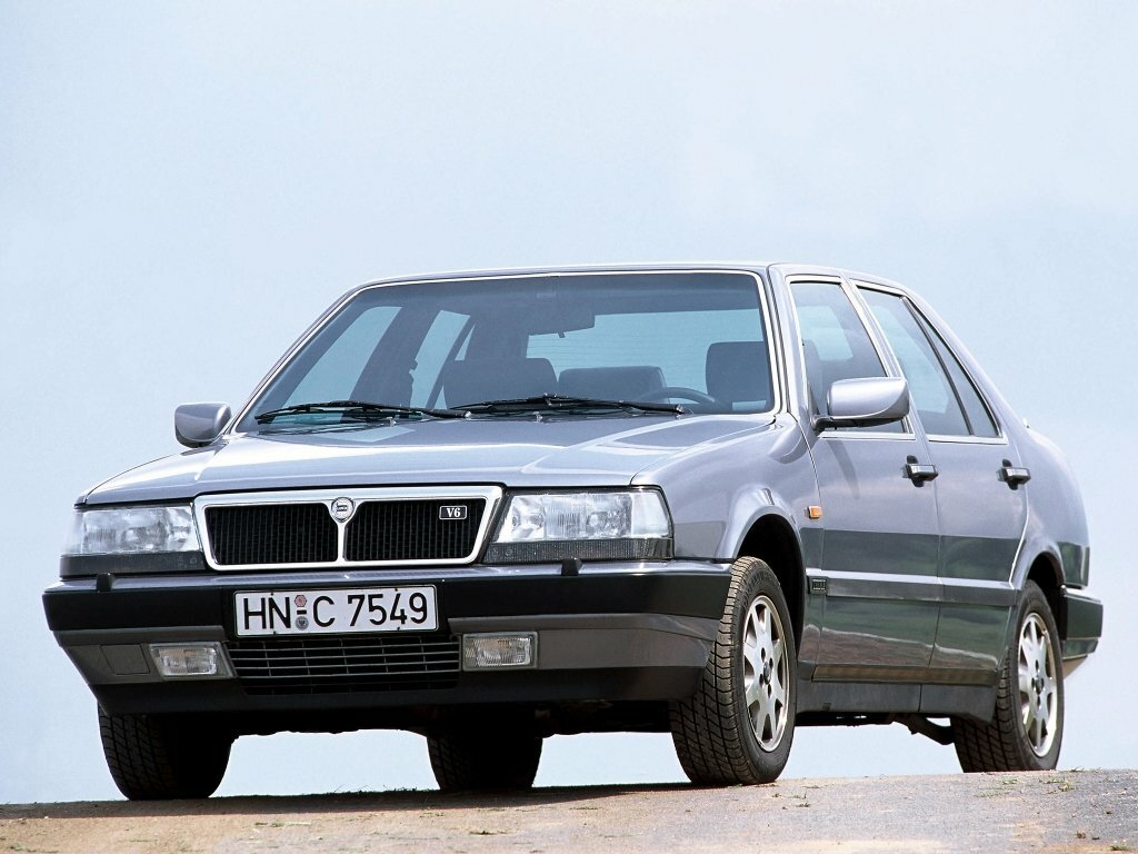 Lancia Thema I (1984-1994) - Седан