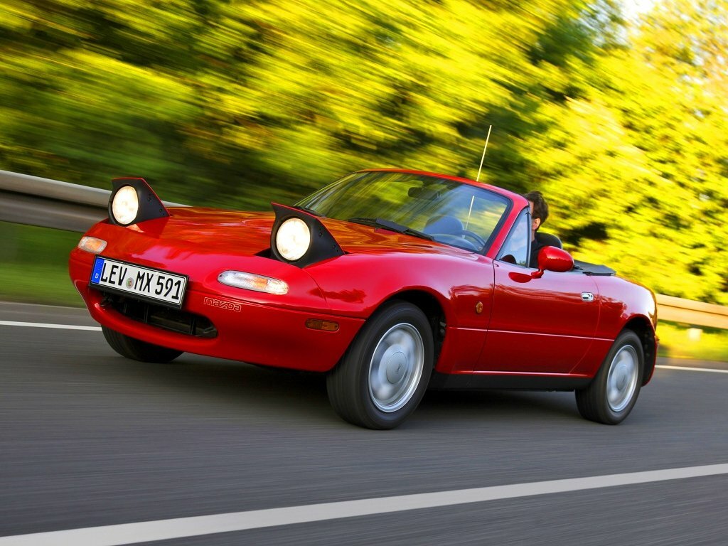 Mazda MX-5 I (1989-1998) - Родстер