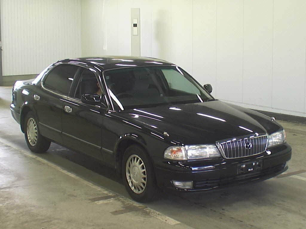 Mazda Sentia II (1995-2000) - Седан