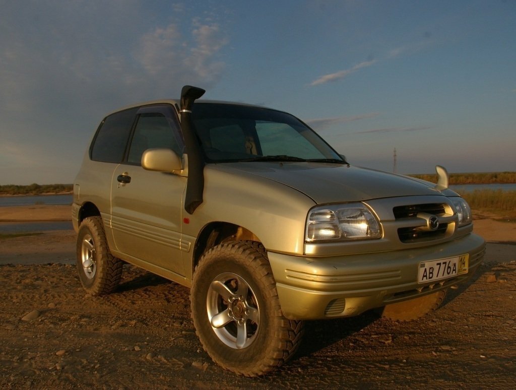 Mazda Proceed Levante II (1997-2001) - Внедорожник 3 дв.