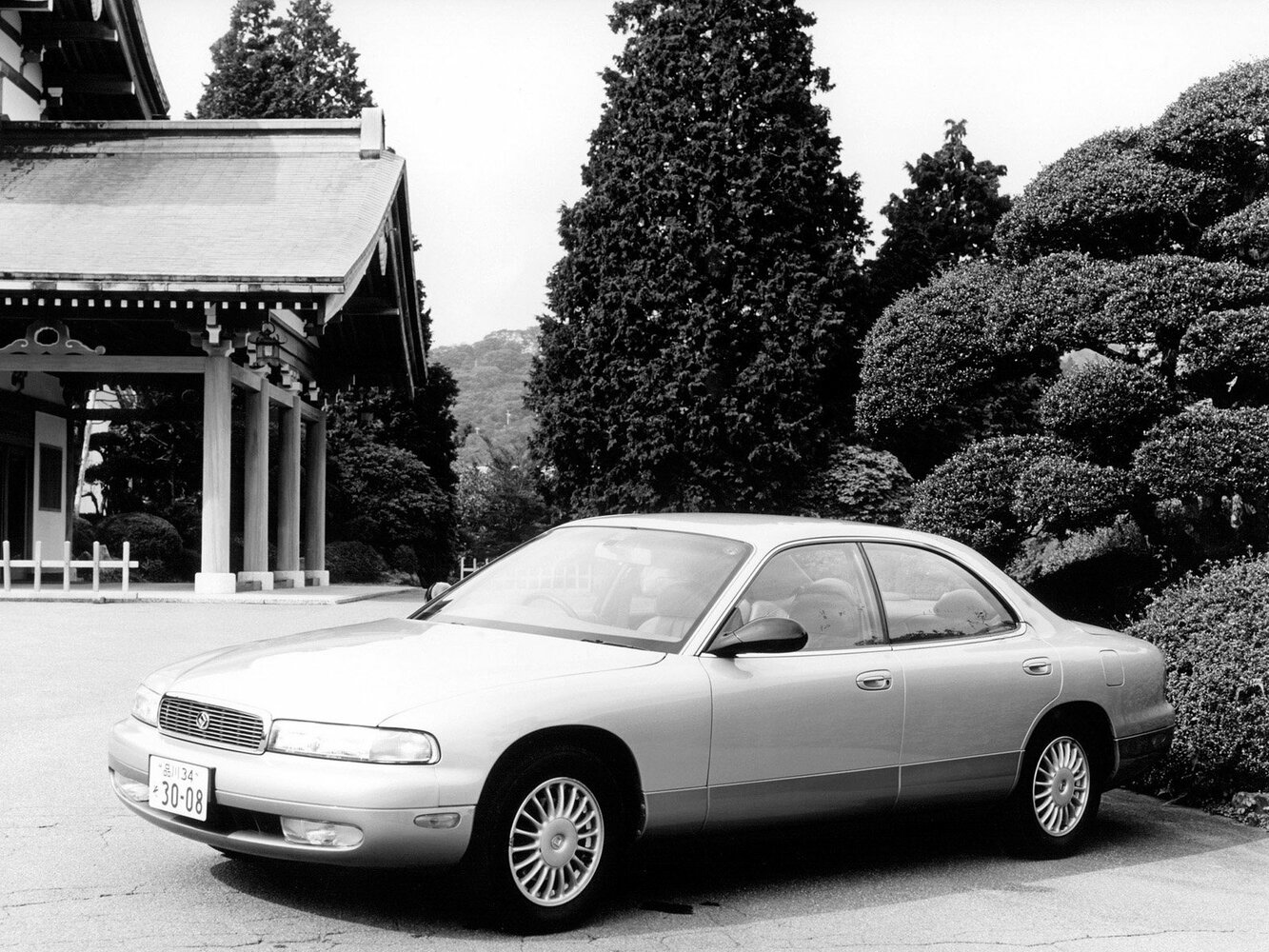 Mazda Efini MS-8 I (1992-1997) - Седан