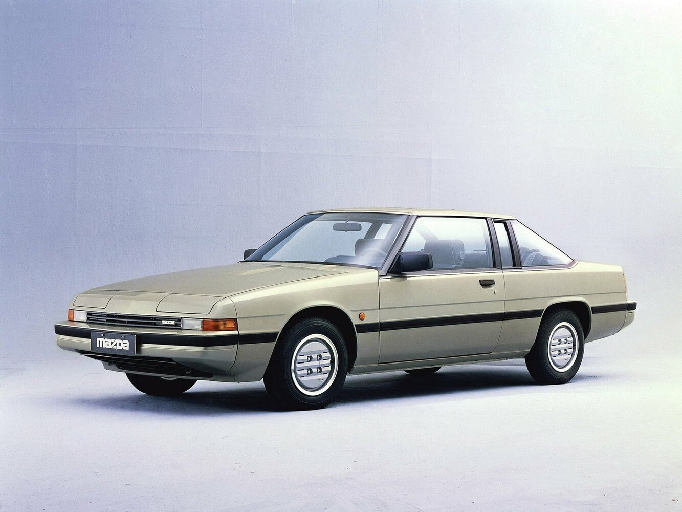 Mazda 929 II (1981-1987) - Купе