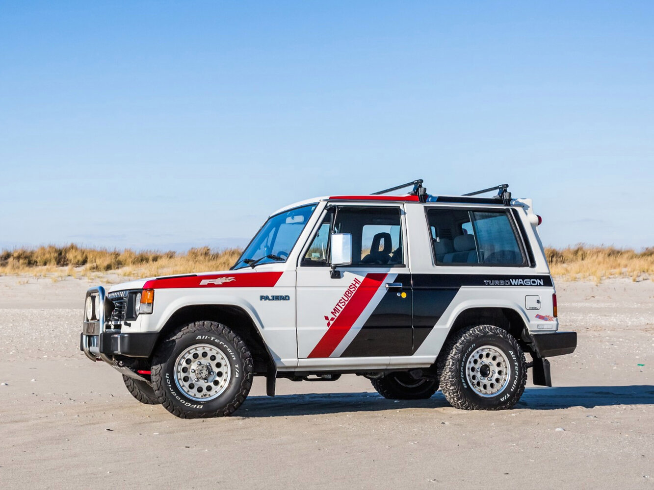 Mitsubishi Pajero I (1982-1991) - Внедорожник 3 дв.